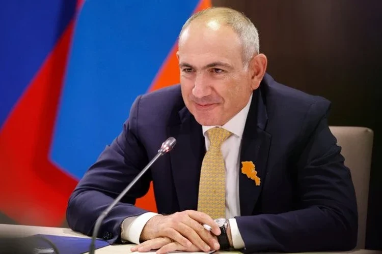 Прем'єр-міністр Вірменії Нікол Пашинян виступає у парламенті